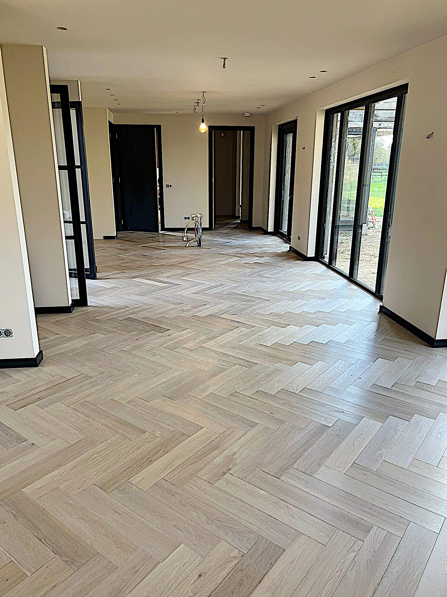 barneveld_eiken-visgraat-vloer